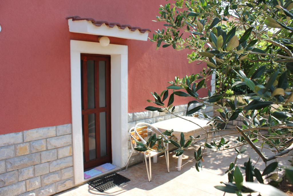 Apartments Toni Τρογκίρ Δωμάτιο φωτογραφία